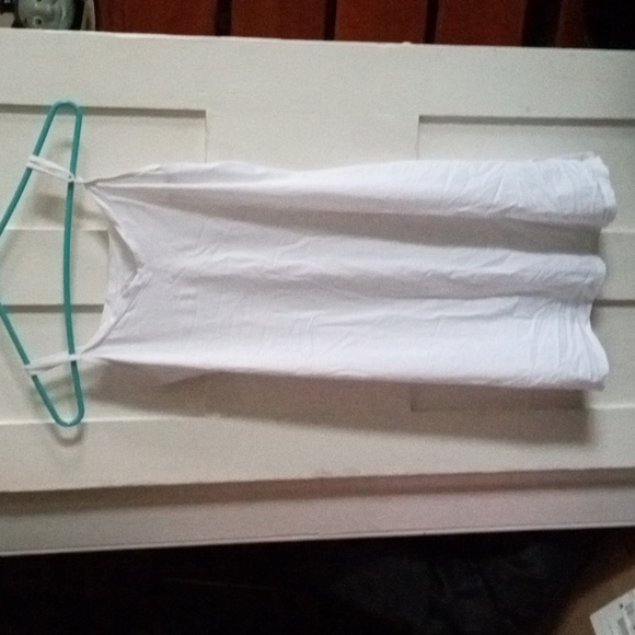 Slip - Picture 1 of 1